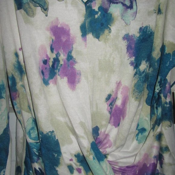 NEW 2X Plus Size Daily Thread Watercolor Sweater Womens top - Picture 2 of 3